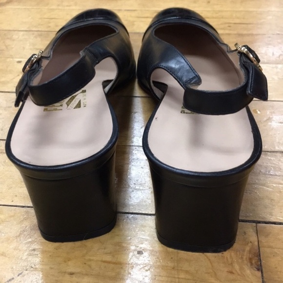 EUC 9Aaa Ferragamo SlingBack kitten heel pumps - Picture 4 of 8